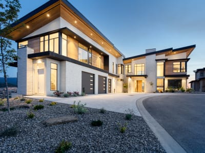 Luxury estate at 1372 Mine Hill Drive, Kelowna, BC — photo 1