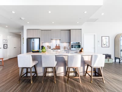 Luxury estate at 530 3 Street Southeast, Calgary, AB — photo 5