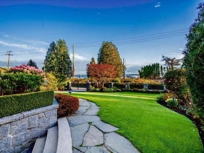 Luxury estate at 2817 Bellevue Avenue, West Vancouver, BC — photo 38