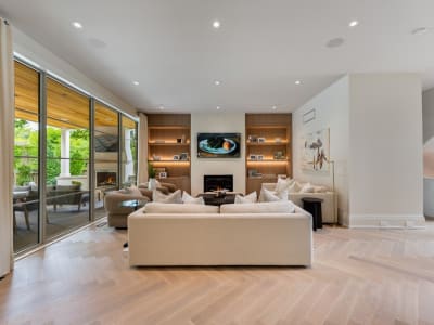 Luxury estate at 304 Pomona Avenue, Burlington, ON — photo 15