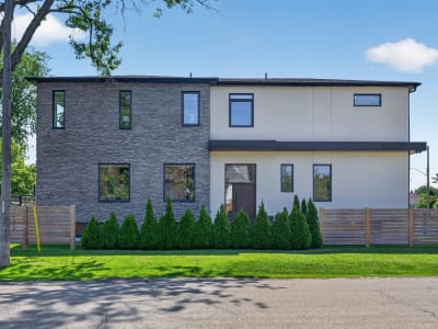 Luxury estate at 1047 Meredith Avenue, Mississauga, ON — photo 1
