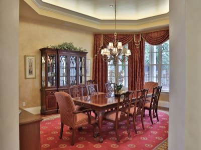 Luxury estate at 872 Whittier Crescent, Mississauga, ON — photo 10