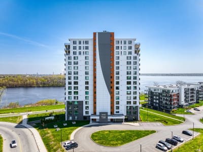 Luxury estate at 1400 Av. des Draveurs #1005, Trois-Rivieres, QC — photo 40