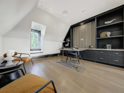 Luxury estate at 211 Glencairn Avenue, Toronto — photo 14