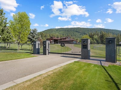 Luxury estate at 6487 Dixon Dam Road, North Okanagan, BC — photo 2