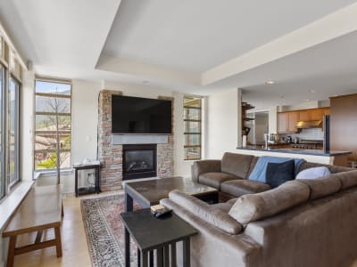 Luxury estate at 8601 Seascape Place, West Vancouver, BC — photo 3