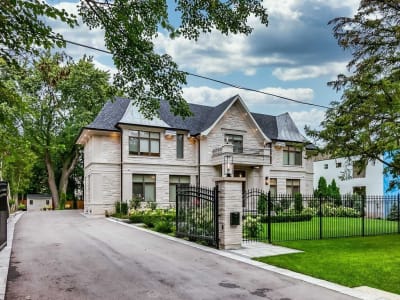 Luxury estate at 1373 Aldo Drive, Mississauga — photo 5