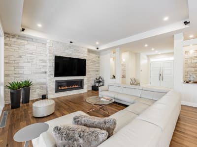 Luxury estate at 7375 Chemin de Saint-Jean, La Prairie, QC — photo 3