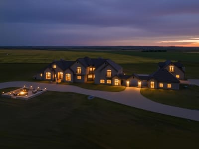 Luxury estate at 240046 Township Road 284, Kneehill County, AB — photo 1