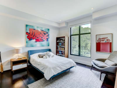Luxury estate at 528 Rue du Sommet, Mont Saint-Hilaire — photo 21