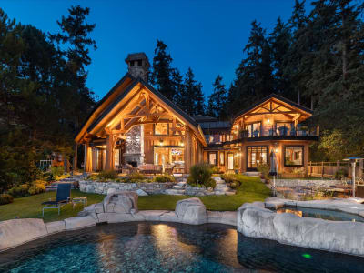 Luxury estate at 5871 Sunshine Coast Highway, Sechelt, BC — photo 2