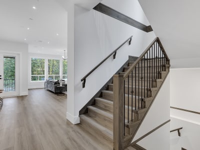 Luxury estate at 11018 243B Street, Maple Ridge, BC — photo 4