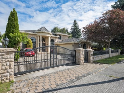Luxury estate at 3711 Ullsmore Avenue, Richmond, BC — photo 3