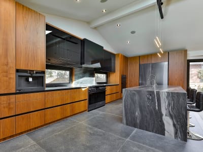 Luxury estate at 621 Sir Richards Road, Mississauga, ON — photo 11