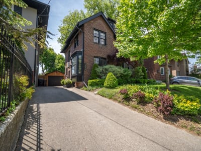 Luxury estate at 1396 Mount Pleasant Road, Toronto, ON — photo 3