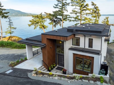 Luxury estate at 239 Shore Lane, Bowen Island, BC — photo 1