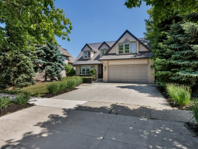 Luxury estate at 262 Mary St, Oakville, ON — photo 1