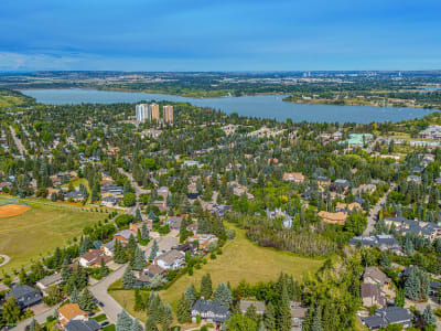 Luxury estate at 204 Pump Hill View SW, Calgary, AB — photo 39