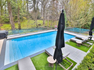 Luxury estate at 1102 Crestview Street, Oakville, ON — photo 33