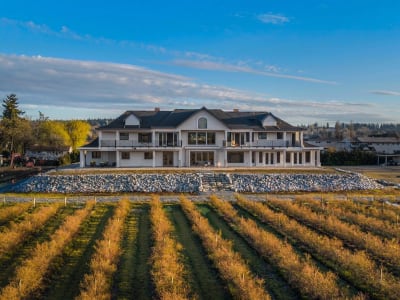 Luxury estate at 16927 40 Avenue, Surrey, BC — photo 24