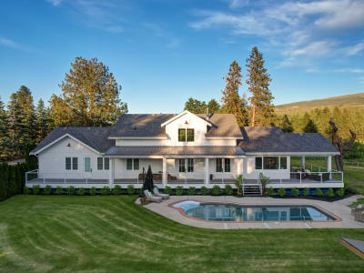 Luxury estate at 4510 Stewart Road East, Kelowna, BC — photo 1