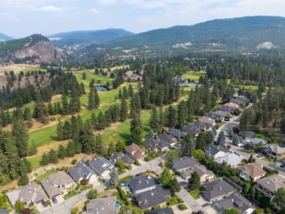 Luxury estate at 3889 Gallaghers Grange, Kelowna, BC — photo 7