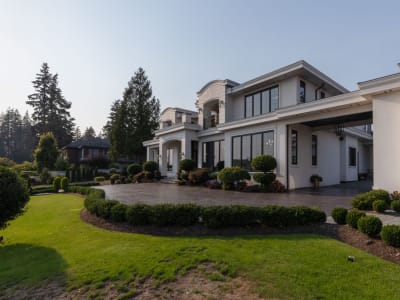 Luxury estate at 13083 57 Avenue, Surrey, BC — photo 34