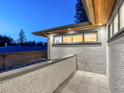 Luxury estate at West Vancouver, BC — photo 26