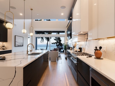 Luxury estate at 239 Shore Lane, Bowen Island, BC — photo 8