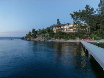 Luxury estate at 5560 Lakeshore Road, Kelowna, BC — photo 4