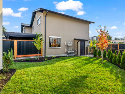 Luxury estate at 2-2957 Conlin Court, Kelowna, BC — photo 7