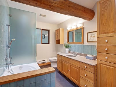 Luxury estate at 325 Bayview Road, Lions Bay, BC — photo 26