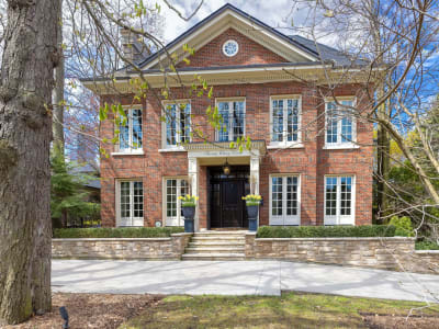 Luxury estate at 20 Cluny Drive, Toronto, ON — photo 1