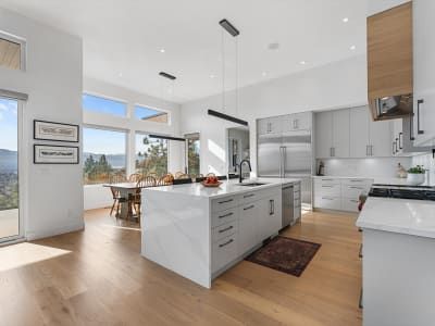 Luxury estate at 861 Boynton Place, Kelowna, BC — photo 5