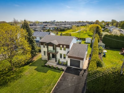 Luxury estate at 2536 Chemin du Calvaire, Varennes, QC — photo 1