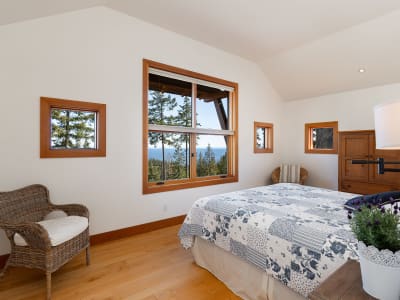 Luxury estate at 1004 Cowan Point Drive, Bowen Island, BC — photo 21