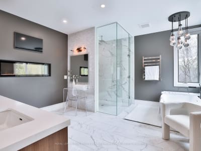 Luxury estate at 1102 Crestview Street, Oakville, ON — photo 20