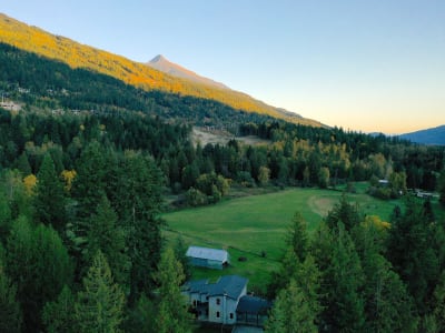 Luxury estate at 2626 Airport Way, Revelstoke, BC — photo 2