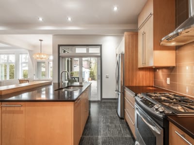 Luxury estate at 34 Rue Antoine-Forestier, St-Bruno-de-Montarville, QC — photo 5