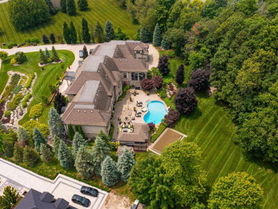 Luxury estate at 95 Eden Vale Dr, King City, ON — photo 13