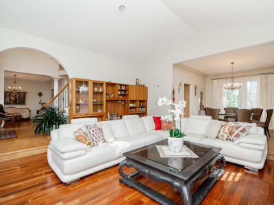 Luxury estate at 188 Wyndham Crescent, Anmore, BC — photo 6