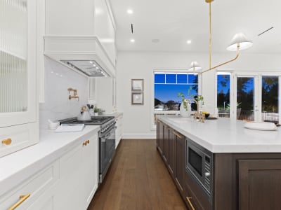 Luxury estate at 6149 164A Street, Surrey, BC — photo 9