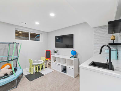 Luxury estate at 158 Carringvue Park Northwest, Calgary, AB — photo 20
