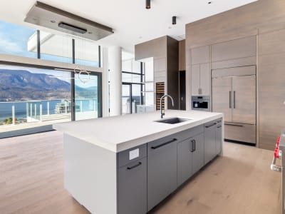 Luxury estate at 1181 Sunset Drive #2902, Kelowna, BC — photo 9