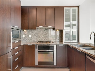 Luxury estate at 99 Spruce Place Southwest #2102, Calgary, AB — photo 18
