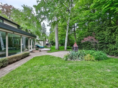 Luxury estate at 208 Mineola Road West, Mississauga, ON — photo 24