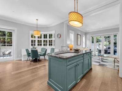 Luxury estate at 4348 Erwin Drive, West Vancouver, BC — photo 10