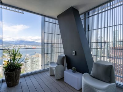 Luxury estate at 1568 Alberni Street, Vancouver, BC — photo 6