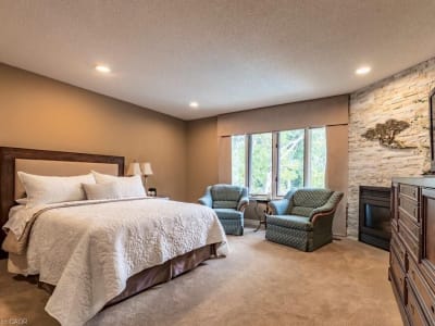 Luxury estate at 223 Briar Hill Crescent, Hamilton, ON — photo 14