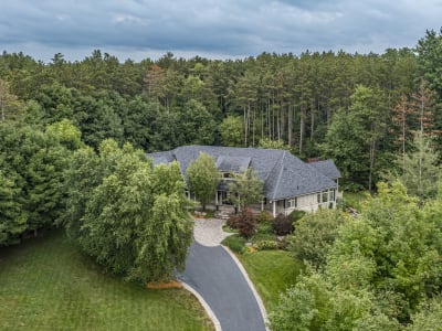 Luxury estate at 37 Ranch Rd, Brantford, ON — photo 18